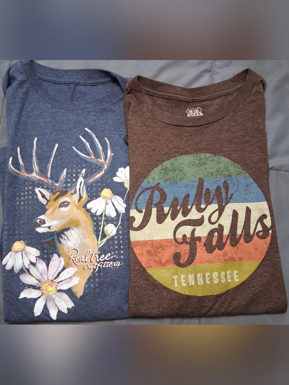 2 Pack of Women's T-shirts Size M